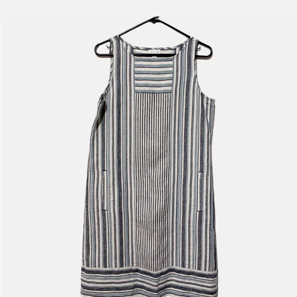 J. Jill Dresses & Skirts - J.Jill Stripe White Grey Sleeveless Dress